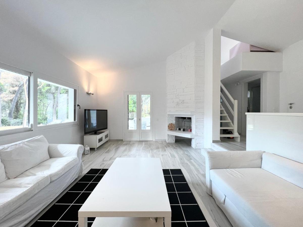Sani Villa Christy Exteriér fotografie